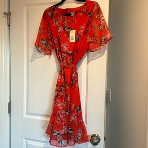 Size L dress new with tags, a new day